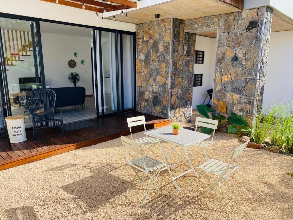 אלביון Into The Sun - Modern Holiday Home מראה חיצוני תמונה